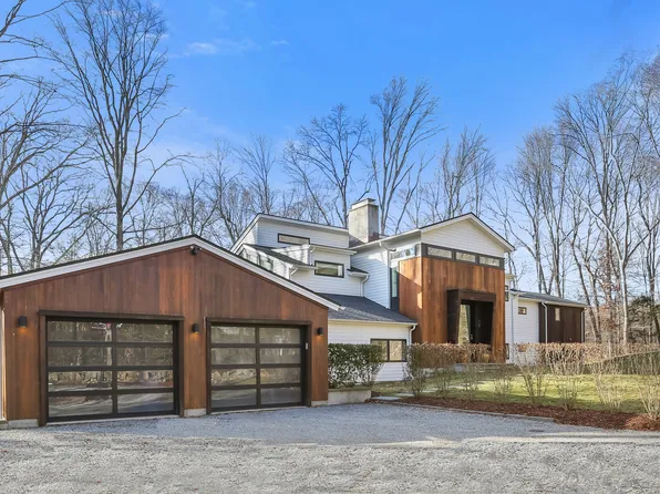 10 Heathwood Lane, Westport, CT 06880