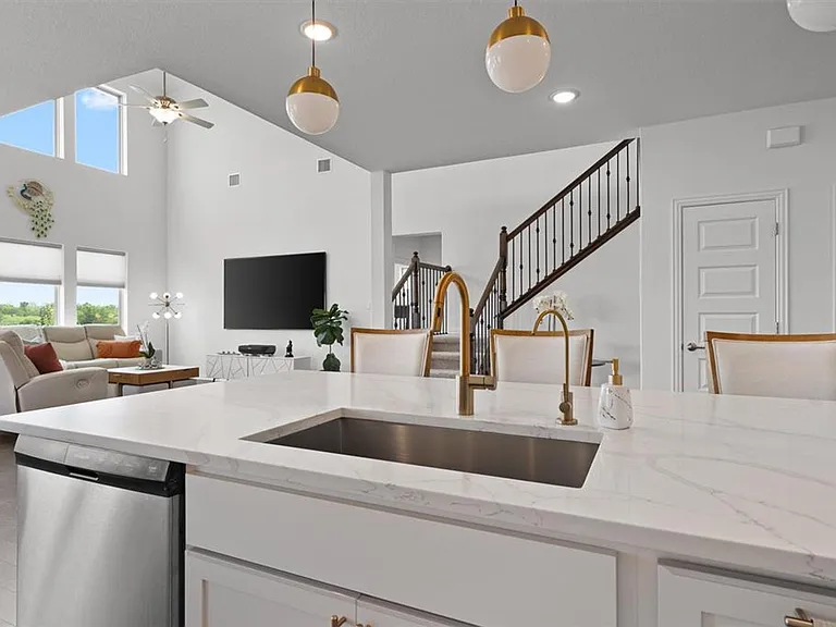 13517 William Mc Kinley Way — Photo 9