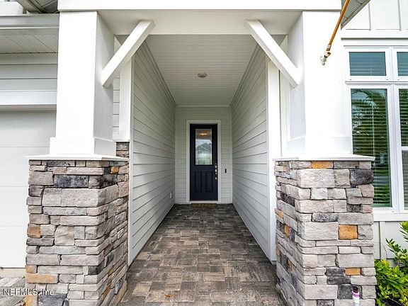 4th image of 10943 AVENTURA Drive
