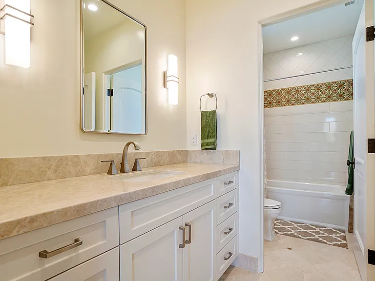 1010 Pine St — Photo 26