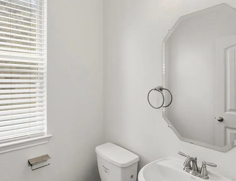 2937 Barbed Wire St — Photo 17