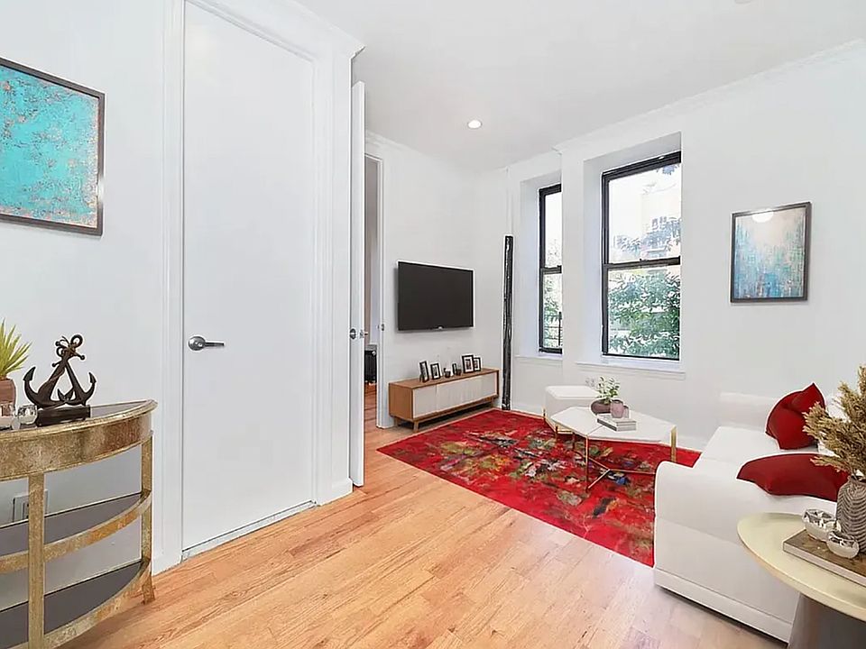 1st image of 157 Suffolk St APT 602