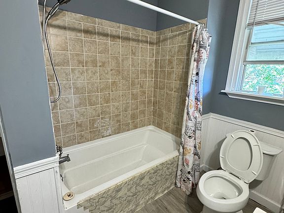 3rd image of 634 N 67th St