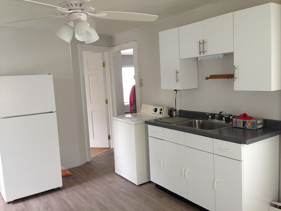 21 Mechanic St Pt Jervis, NY, 12771 Apartments for Rent Zillow