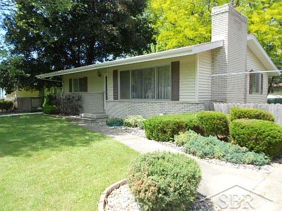 2nd image of 6384 W Berkshire Dr