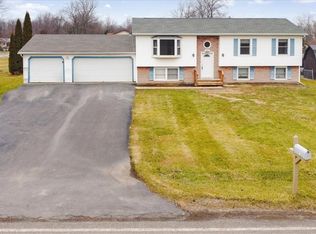 3815 Shepherd Rd, Williamson, NY 14589