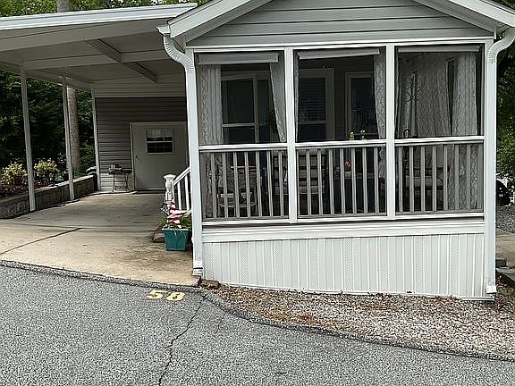 2nd image of 58 Kortney Lynn Ln