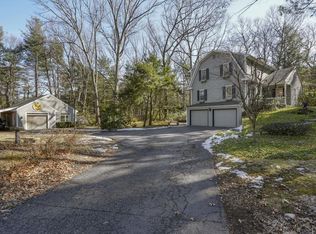 719 Old Marlboro Rd, Concord, MA 01742