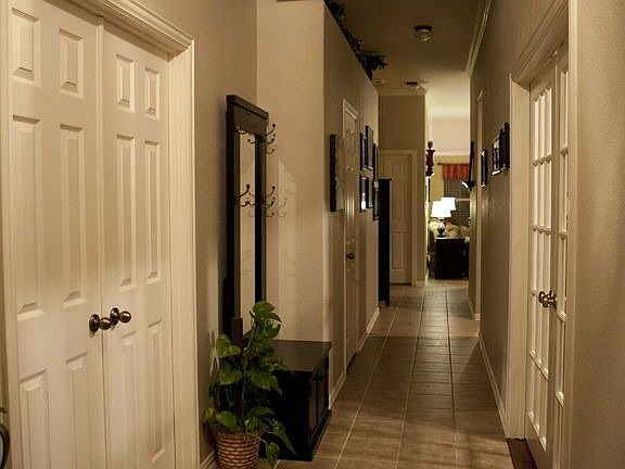 entrance from front door