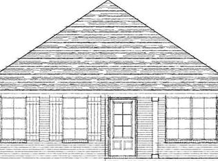54 Hillcrest Ct, Deatsville, AL 36022