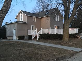 14022 Ansborough Ave, Buckingham, IA 50612