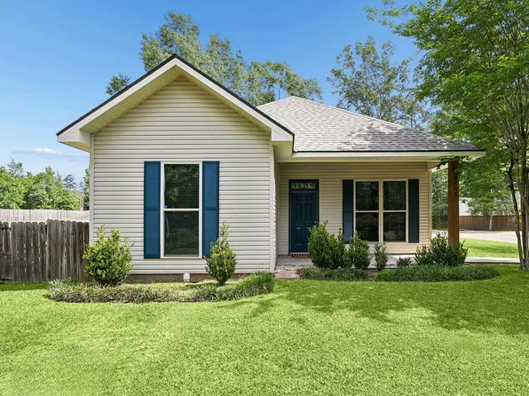 1605 Labarre St, Mandeville, LA 70448