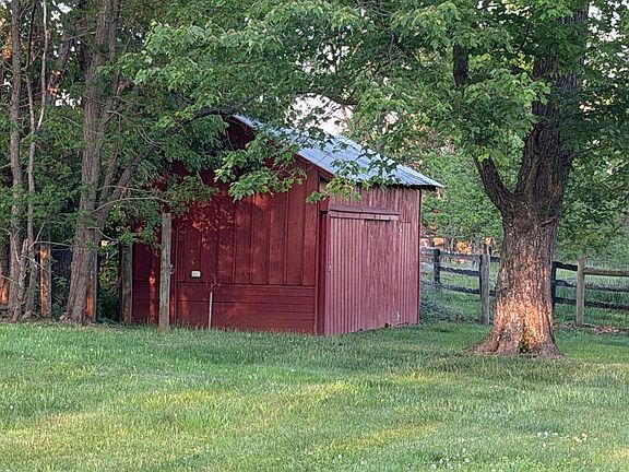 3rd image of 22637 Willisville Rd