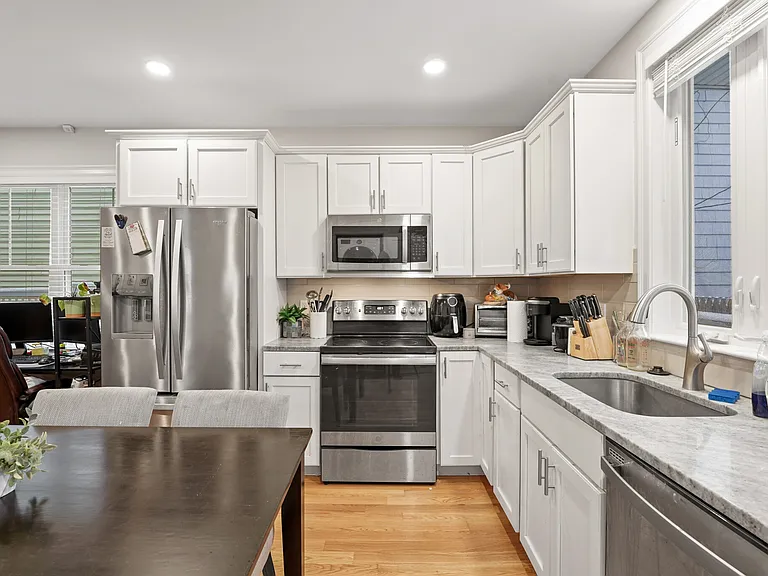 22 Henderson St #1 — Photo 13
