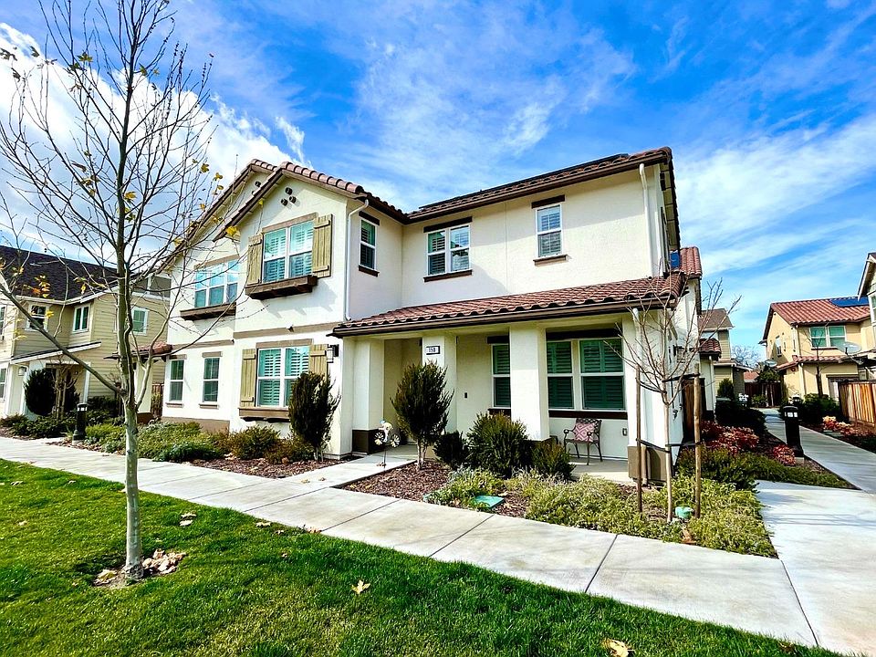 1st image of 150 Nogal Ln