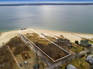 29 Front St, SOUTH JAMESPORT, NY 11901