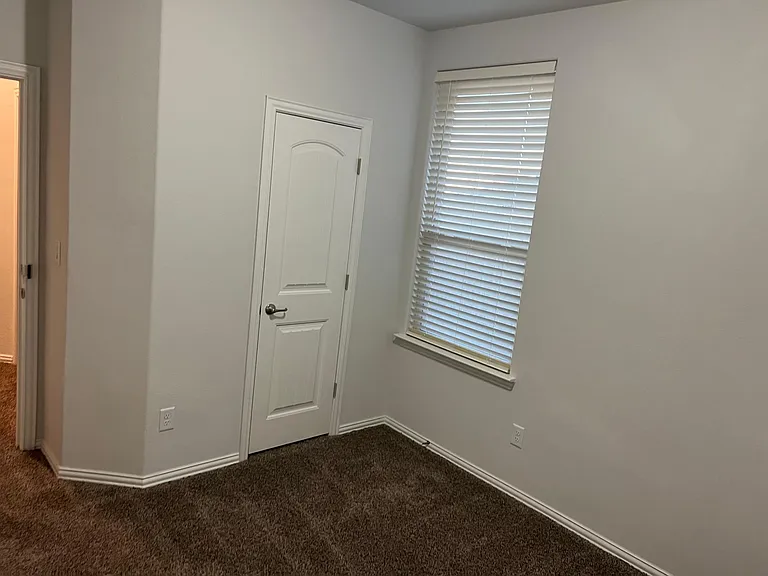 1318 Madrone Ave — Photo 17
