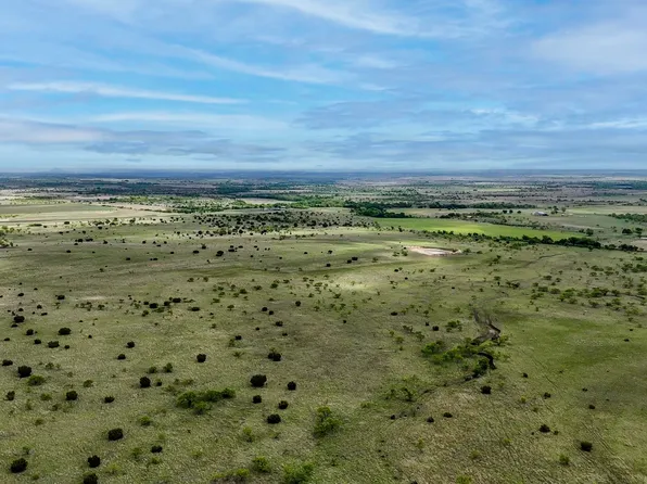 225 County Road 620, Hamilton, TX 76531