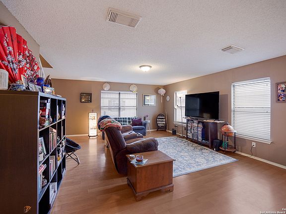 4th image of 16438 ALWICK LN