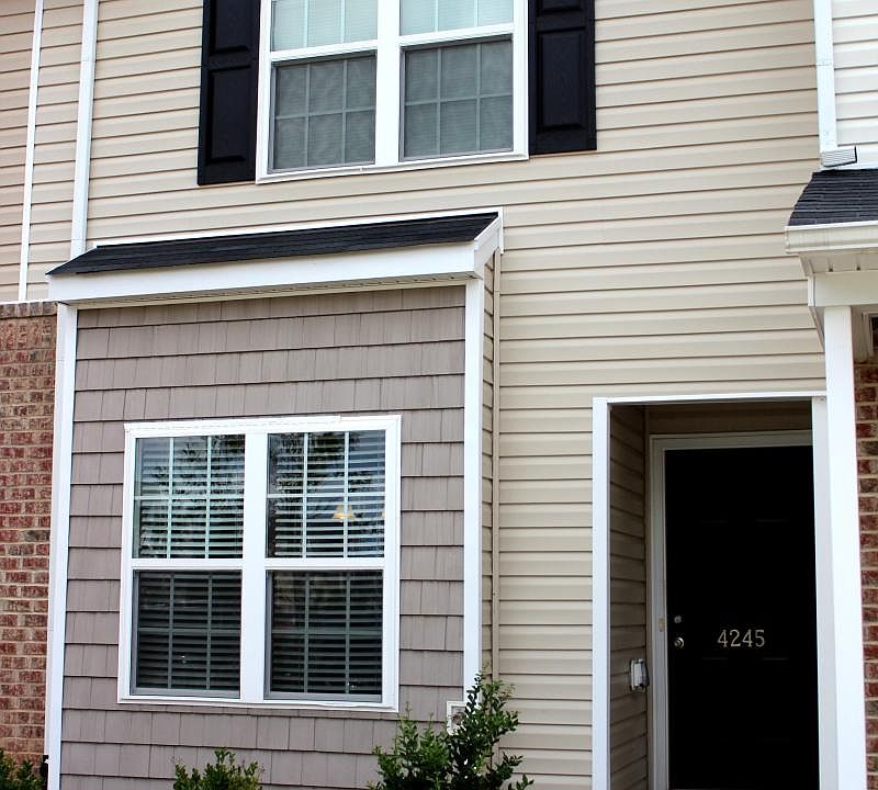 1st image of 4245 Youngstown Dr