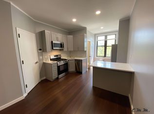 1916 Gates Ave #2R, Ridgewood, NY 11385