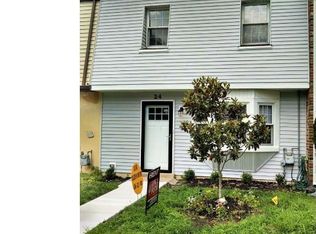 24 Colonial Square Dr, Lindenwold, NJ 08021