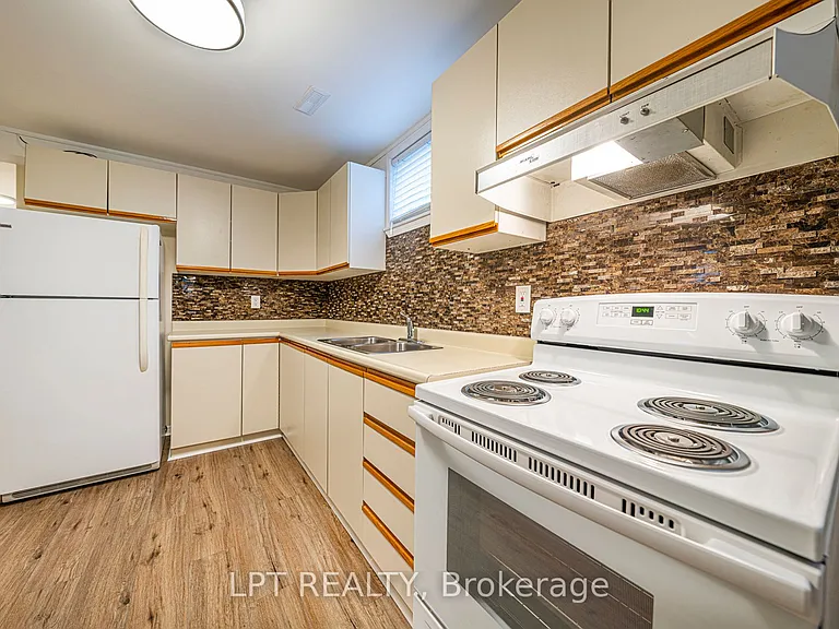 82 Fred Cook Dr #BASEMENT — Photo 9
