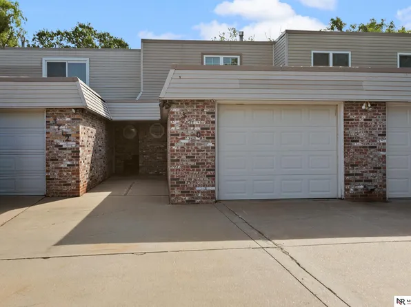 3710 N 40th St, Lincoln, NE 68504