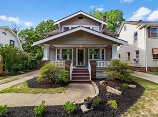 1537 Parkhill Rd, Cleveland Heights, OH 44121