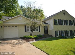 12003 Cheviot Dr, Herndon, VA 20170