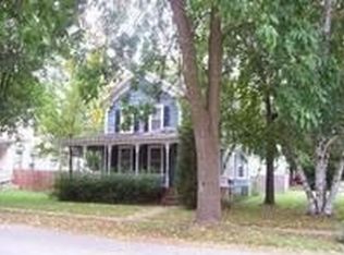 219 E 3rd St, Sandwich, IL 60548