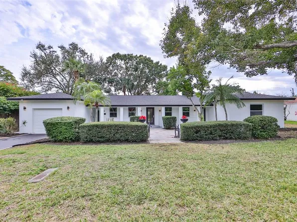 120 63rd Ave S, Saint Petersburg, FL 33705