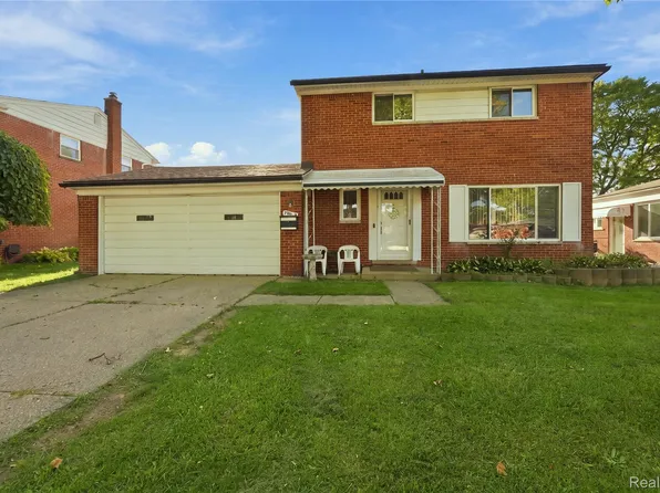 29615 Roan Dr, Warren, MI 48093