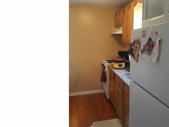 5th image of 1709 N Gratz St #3