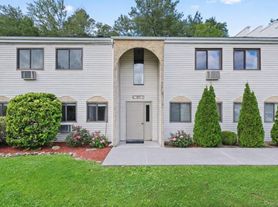 16 Carnaby St, Wappingers Falls, NY