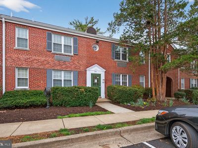 201 E Glebe Rd APT D, Alexandria, VA, 22305