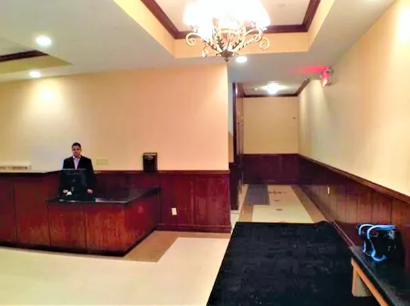 63-14 Queens Boulevard image 1 of 23