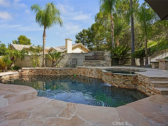2nd image of 25803 Anderson Ln