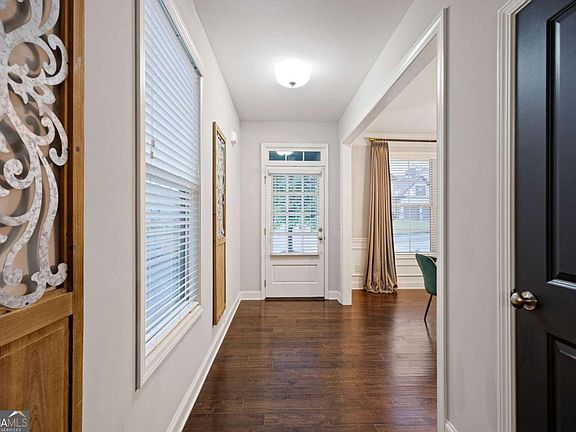 3rd image of 3309 Harmony Hill Rd