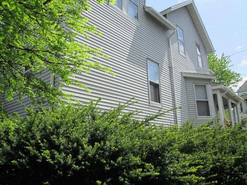 2nd image of 59 Washington St