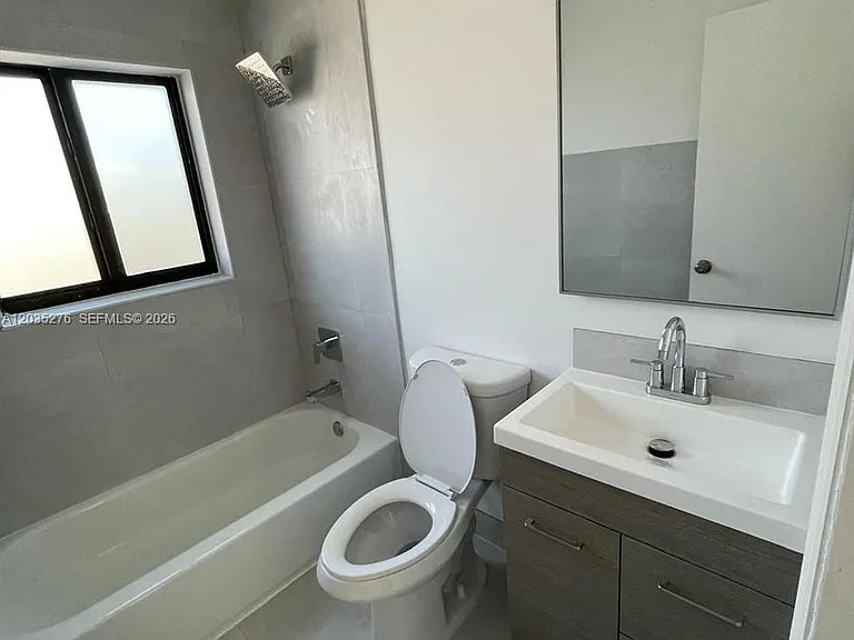 7360 SW 21st St #7360 — Photo 6