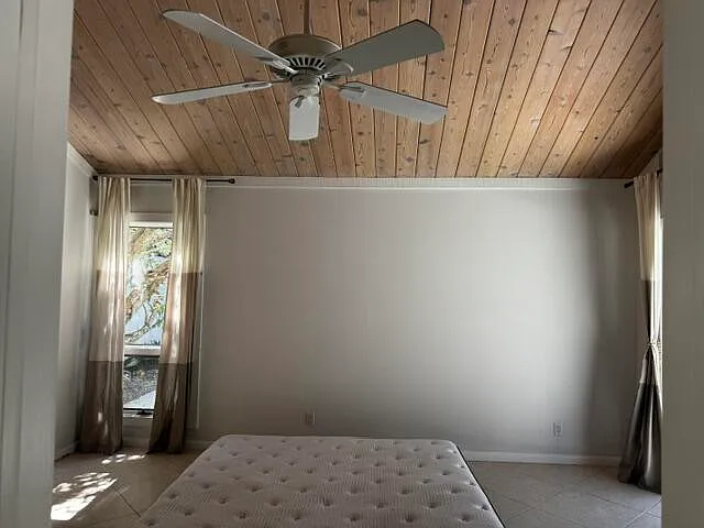 112 E Coral Fish Ln — Photo 18