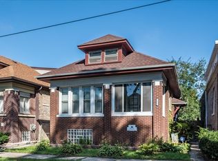 7825 S Eberhart Ave, Chicago, IL