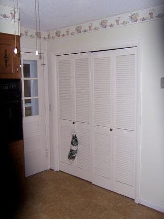 4th image of 291 Circle Dr