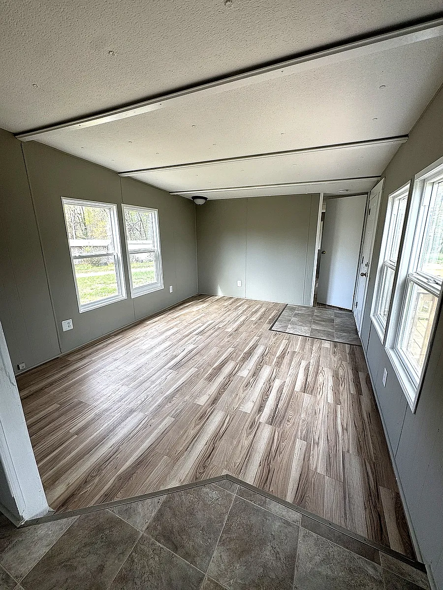 Building Photo - 233 Jolly Roger Dr