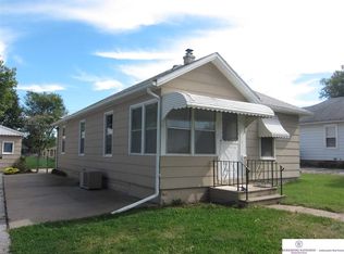 4717 S 48th St, Omaha, NE 68117