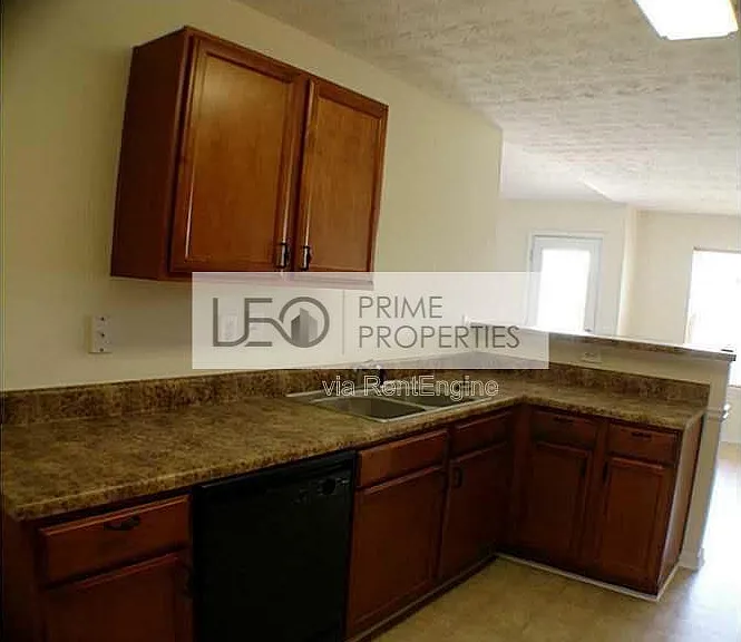 3168 Meadow Point Dr — Photo 10