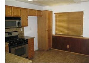 2nd image of 1387 Abbey Pines Dr