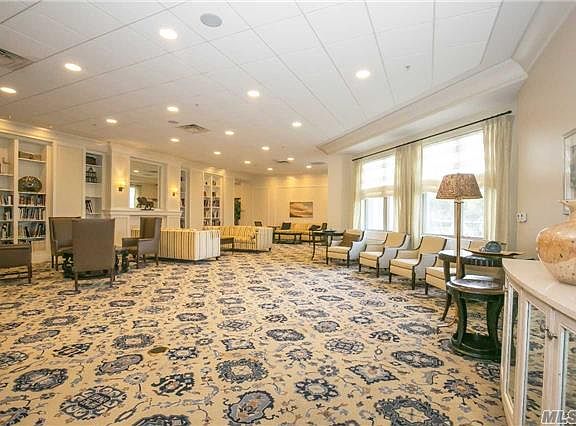 4th image of 300 E Overlook APT 546