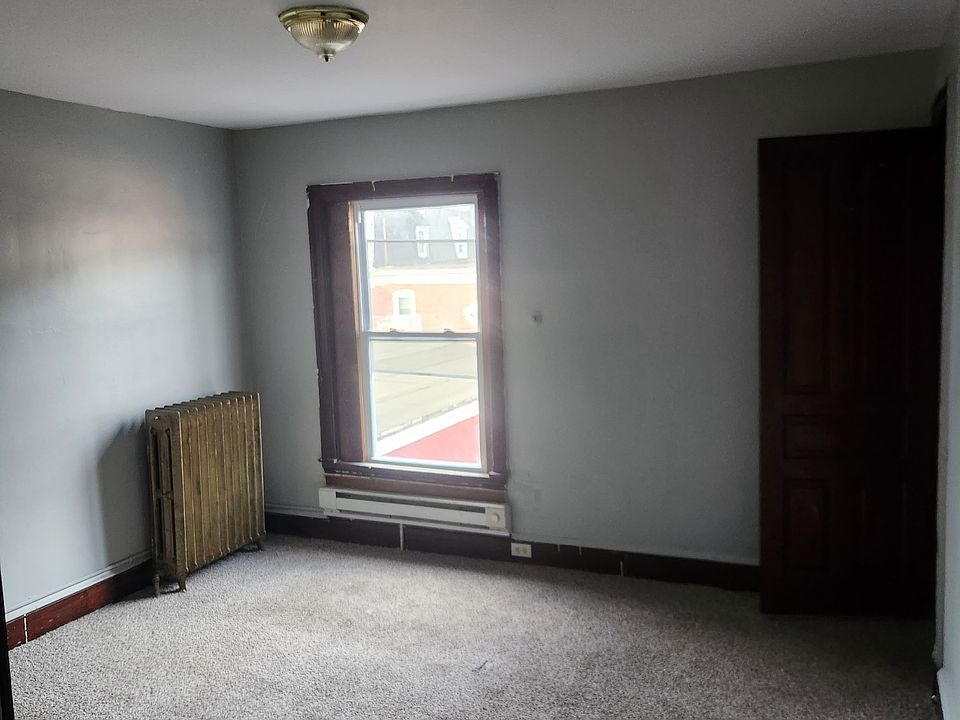 1st image of 1637 Perkiomen Ave #2